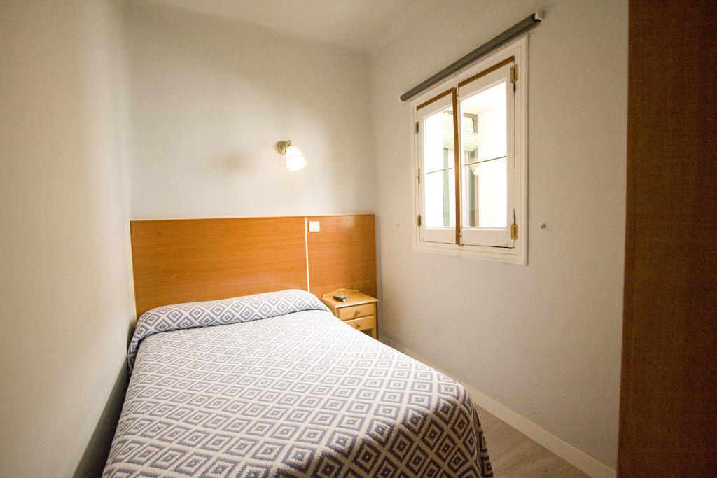 Hostal Trevinca 马德里 外观 照片